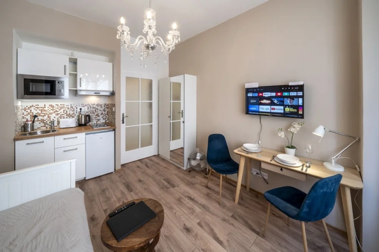 1 Bedroom Deluxe Suite