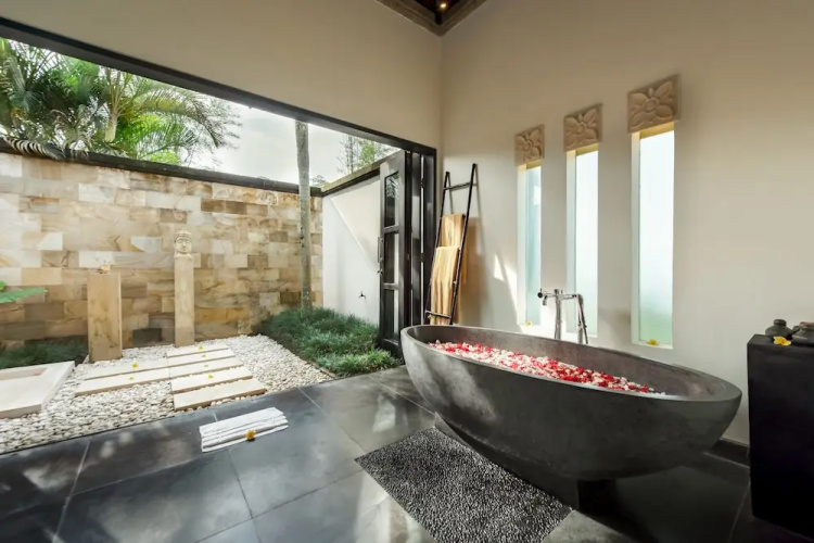 Villa Rumah Lotus
