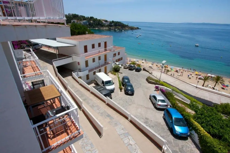 2 Bedrooms Superior Apartment