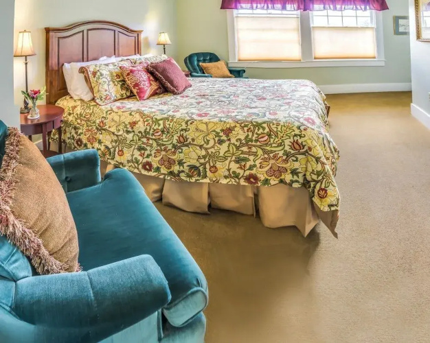Bayberry Inn
