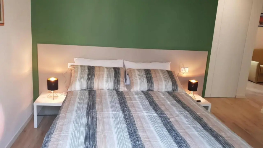 Snc1018 Modern Boutique Apartment