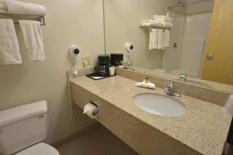 The Madison Spokane Inn photo 8