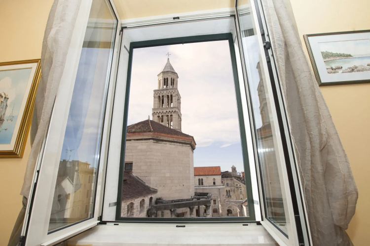Hotel Peristil