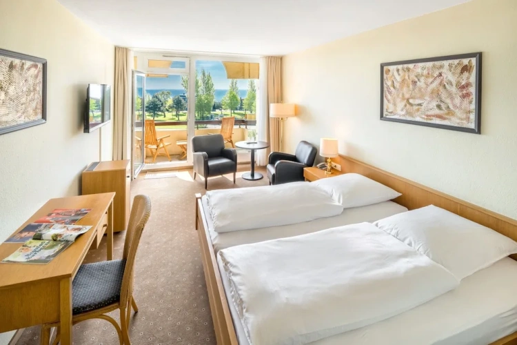 Standard Double room with balcony and with sea view