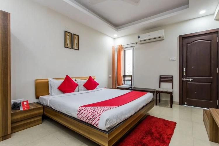 Townhouse 704 Hotel Divya Palace