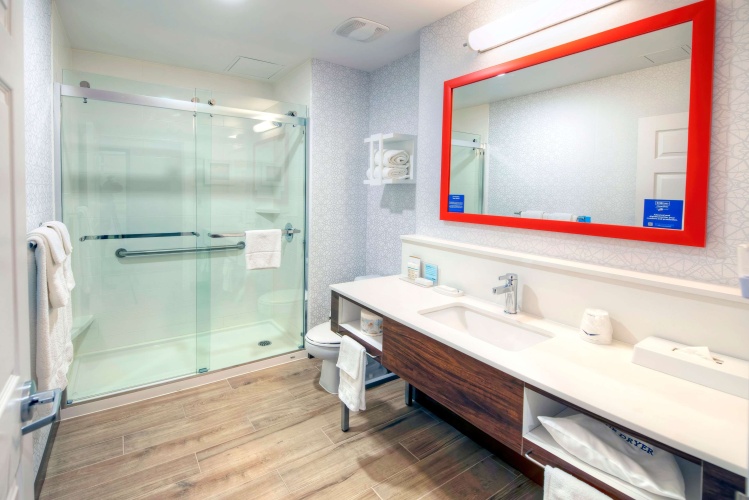 Hampton Inn by Hilton Ottawa photo 11