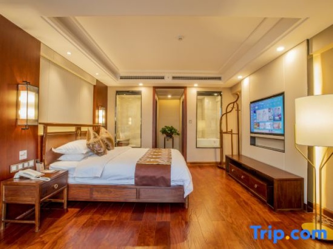 Double Suite with view