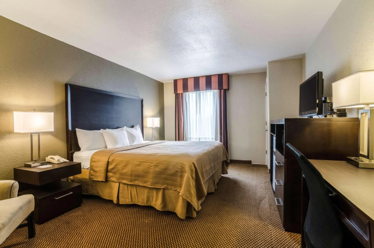 Quality Inn & Suites Winfield