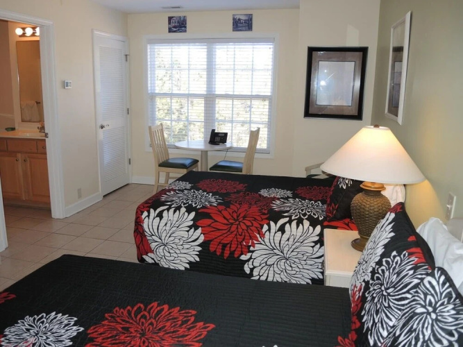 2109 2 Bedroom Villa by RedAwning