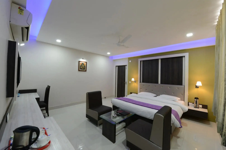 Hotel Heeralal