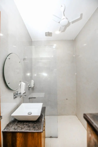 Goroomgo Karan Residency Amritsar