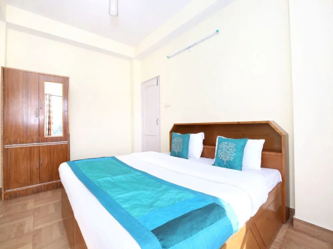 OYO 11864 Home Valley View 1BHK