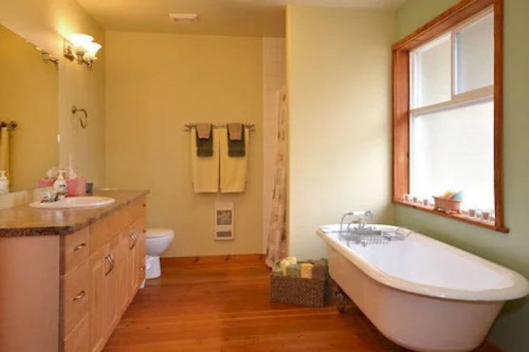 Francis Point Bed & Breakfast