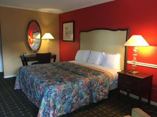 Greenwood Inn