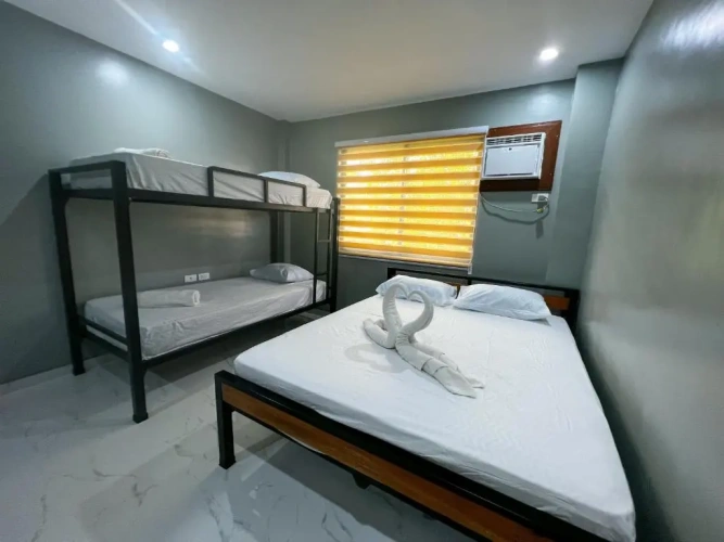 Classic Quadruple room