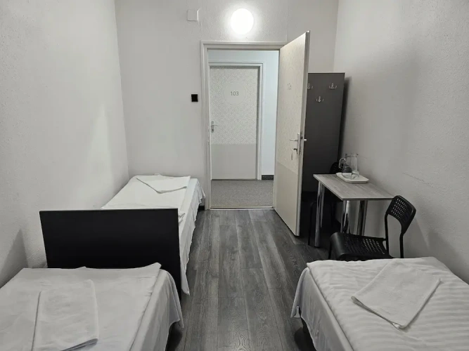 Triple room