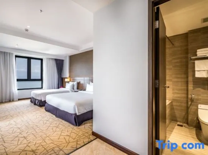 Triple Family Suite with ocean view