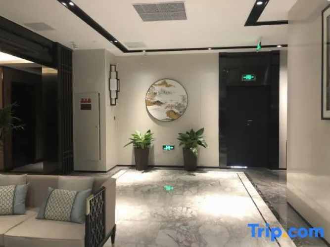 Guanyue Smart Hotel