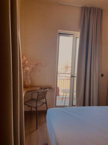 193 Urban Hotel