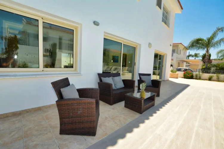 Blue Sea Villa