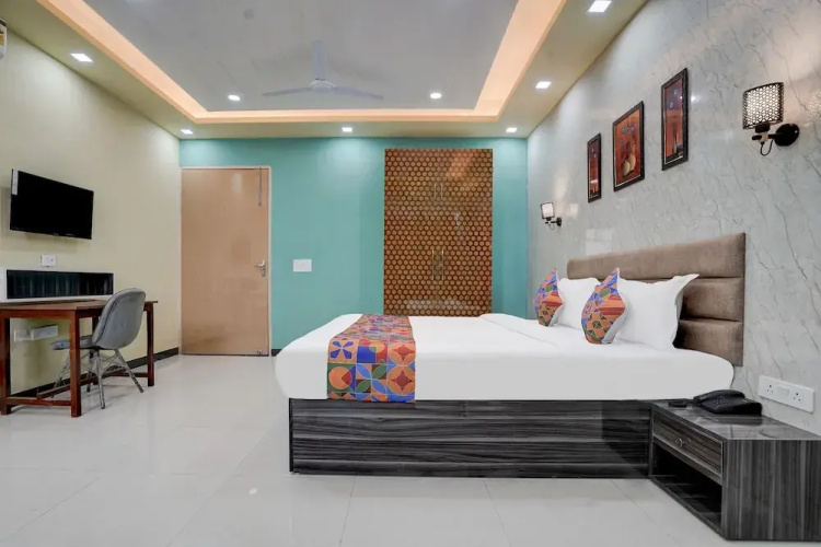FabHotel Sky