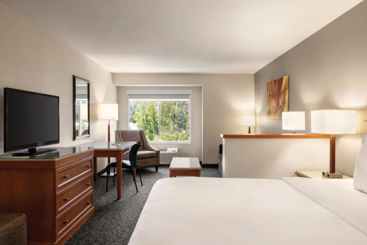 Radisson Hotel Portland Airport photo 6