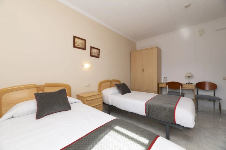 Hostal Montserrat