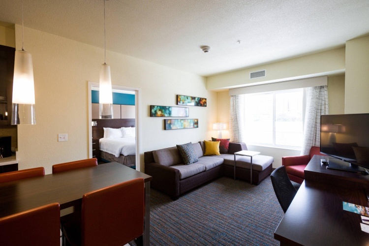 2 Bedrooms Suite
