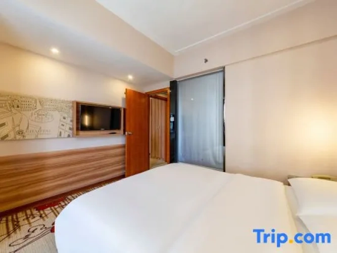 1 Bedroom Suite