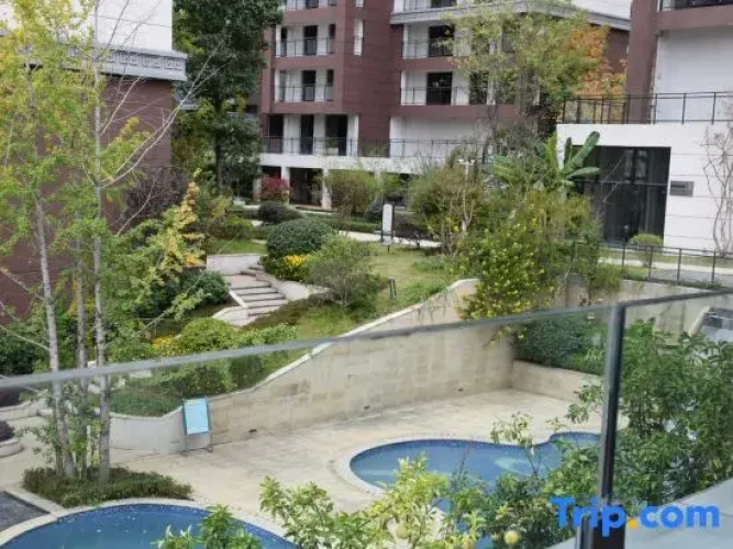 Pulu·Jiuxiang Hotel