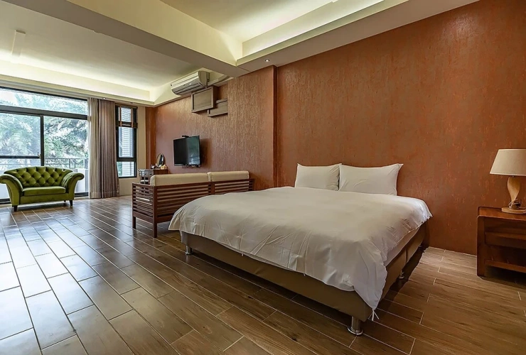 2 Bedrooms Villa
