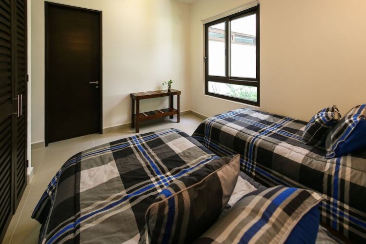 Hira G2 Couples Retreat By Gate48Over view