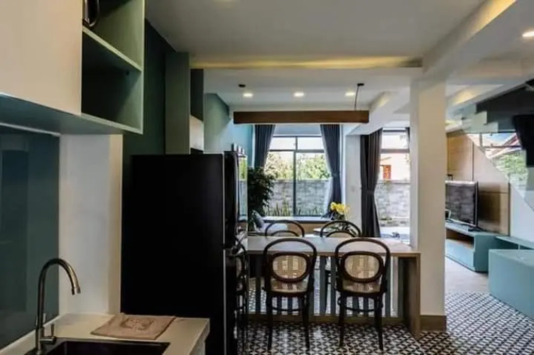 Thuong's House