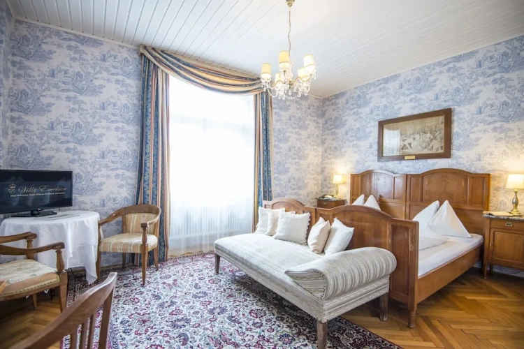 Standard Double room with balcony and with mountain view