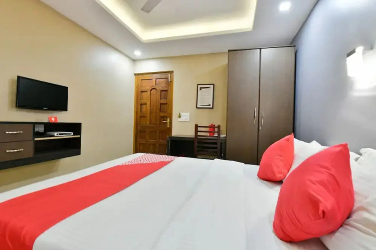 Al Maray by OYO Rooms
