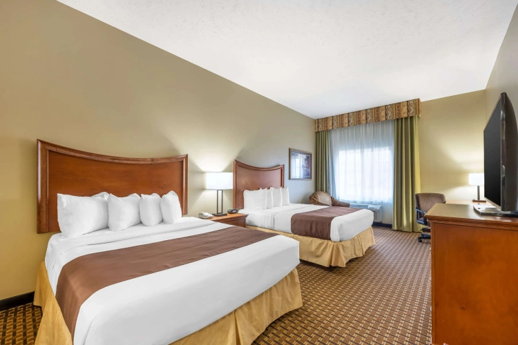 Standard Quadruple room