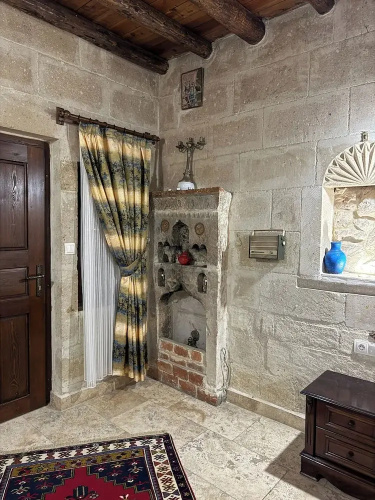 Midland Cave Suites