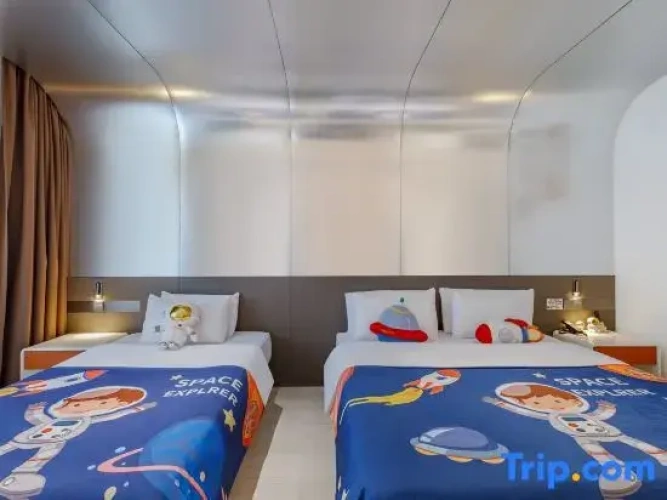 Standard Twin Family room