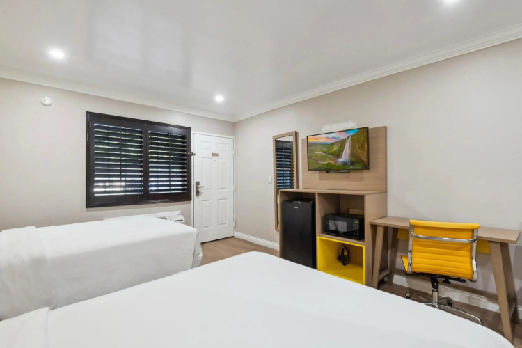 Hotel H-Wood