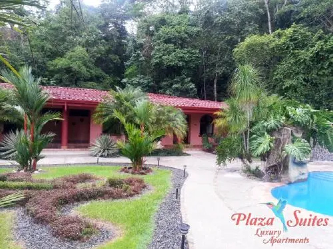 Plaza Suites
