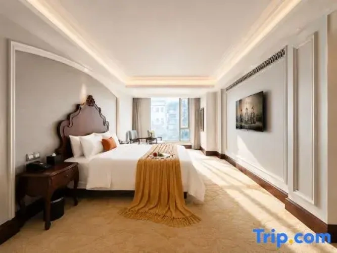 2 Bedrooms Suite