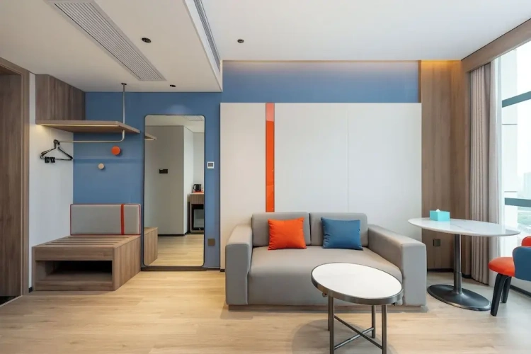 Double Suite