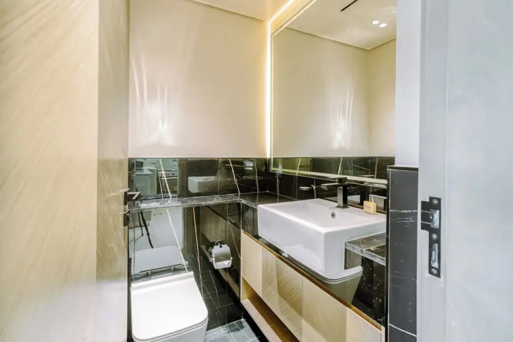PVH - Exquisite 1BR - Binghatti Canal