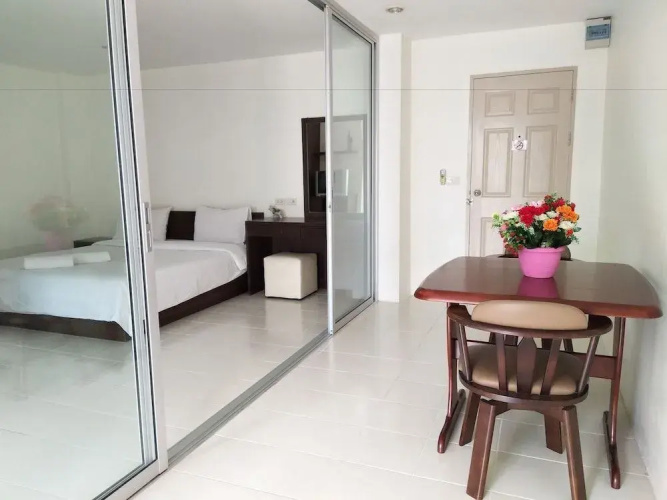 P. Place Service Residence