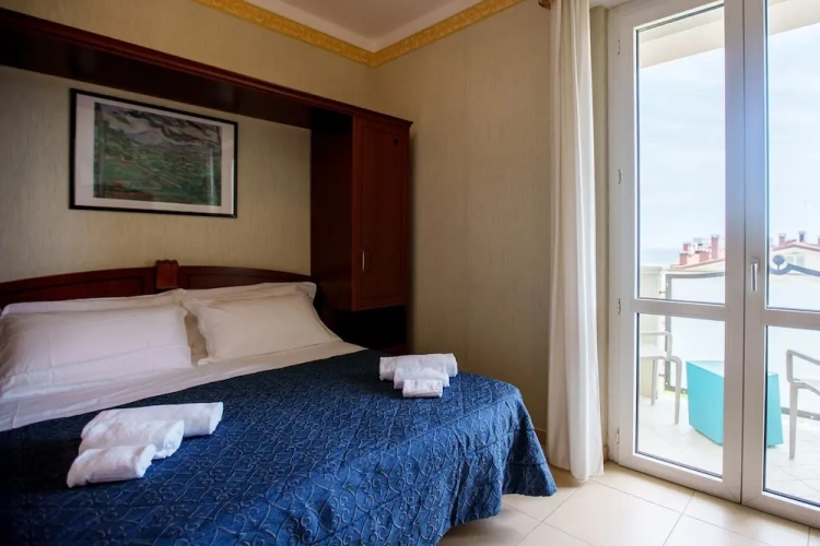 Deluxe Double room with sea view
