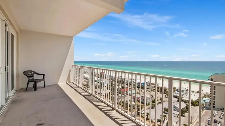 Laketown Wharf 1608- Turtle Tower