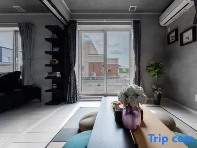 5 Bedrooms Cottage