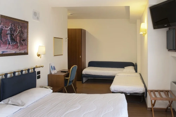 Economy Quadruple room