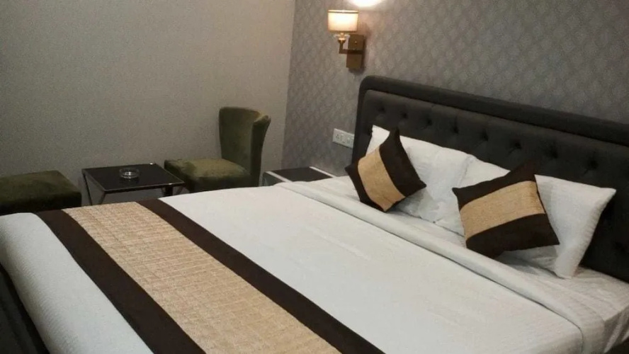 Hotel Ramson Crown
