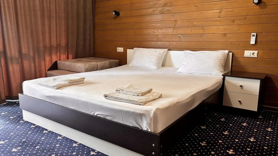 Eco Lion Hotel